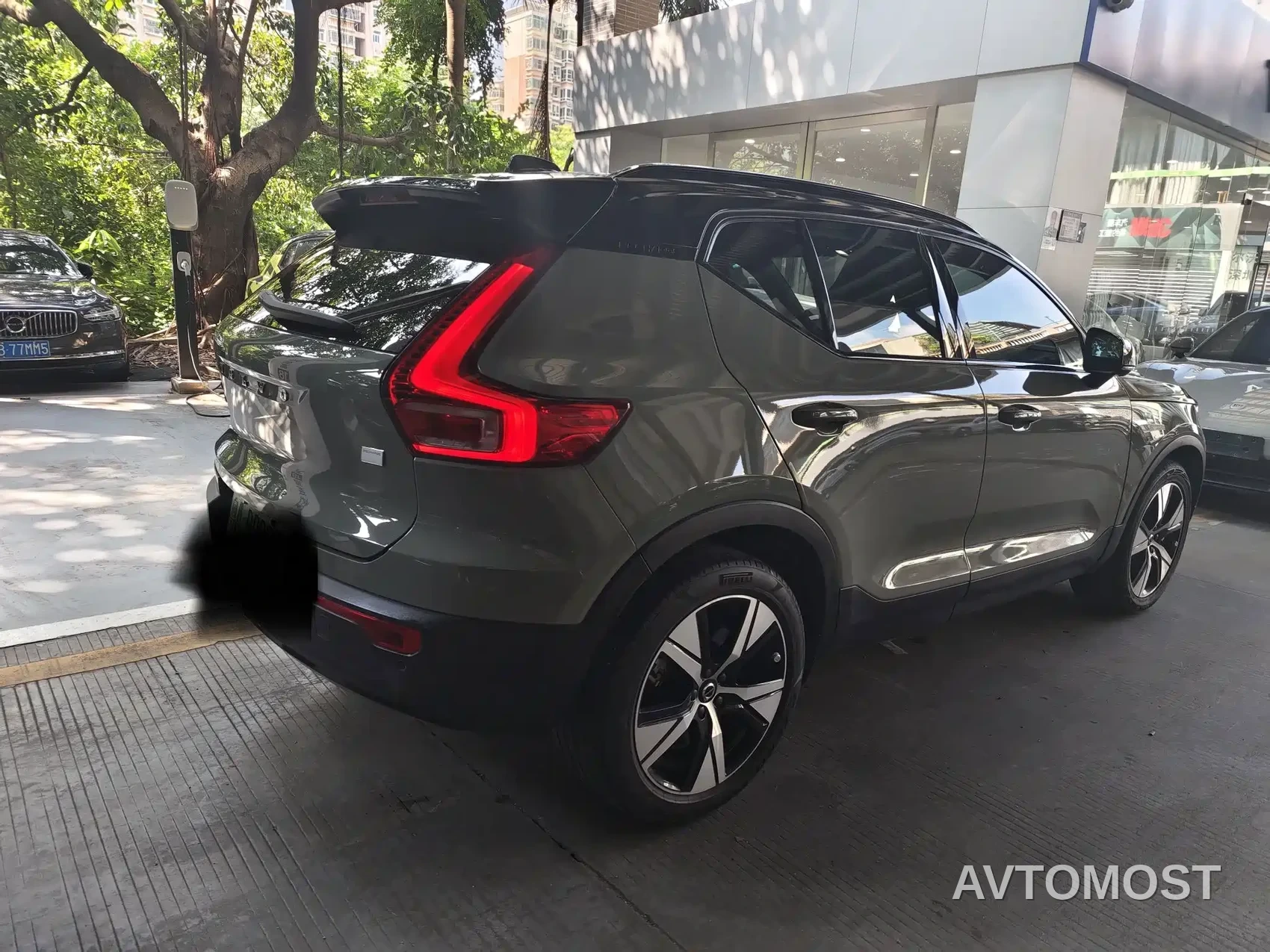 Volvo XC40 New Energy 2022 Long Range PRO — фото 9