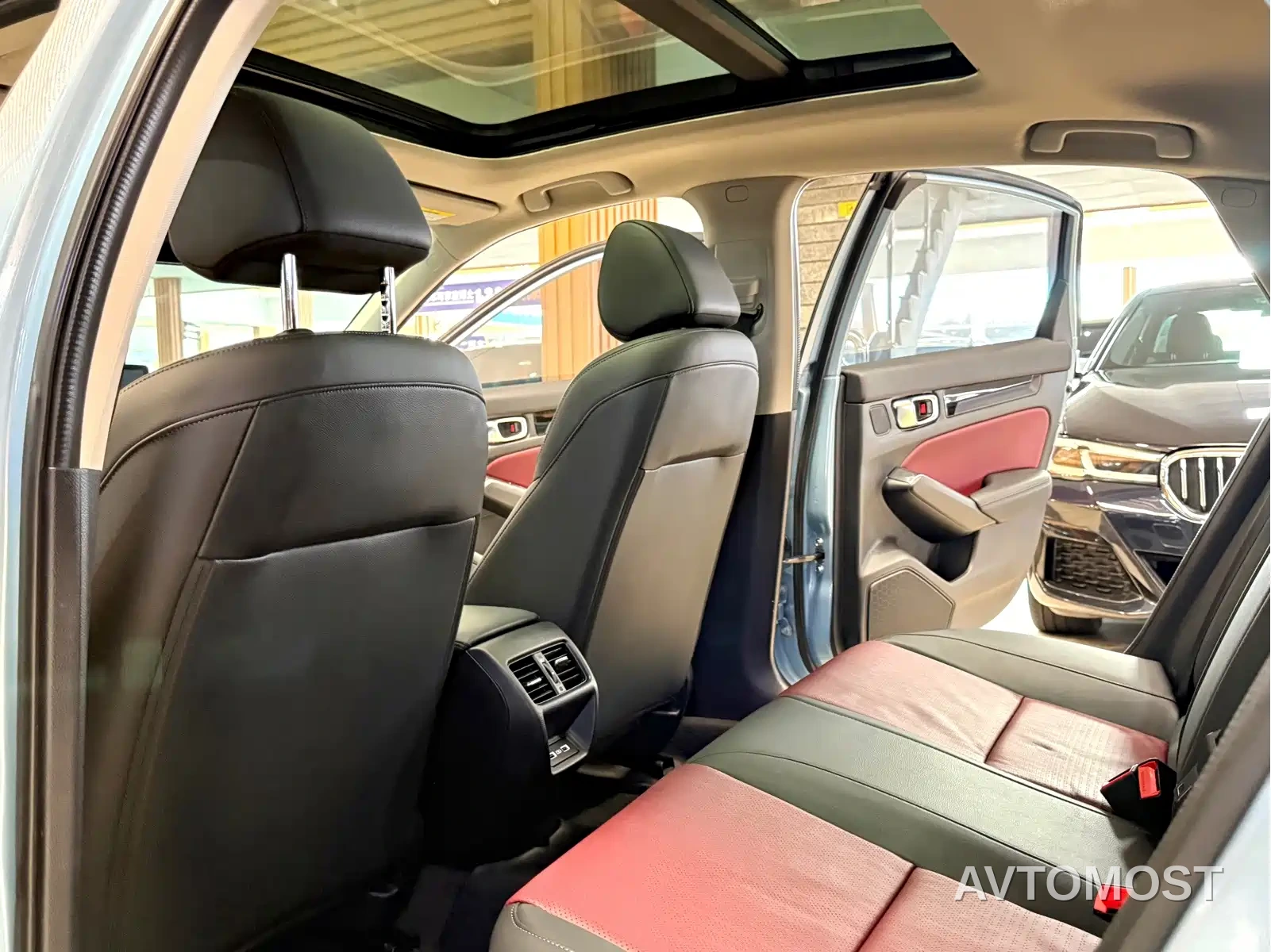 Honda Integra 2023 2.0L e:HEV Sharp Premium Edition — фото 7