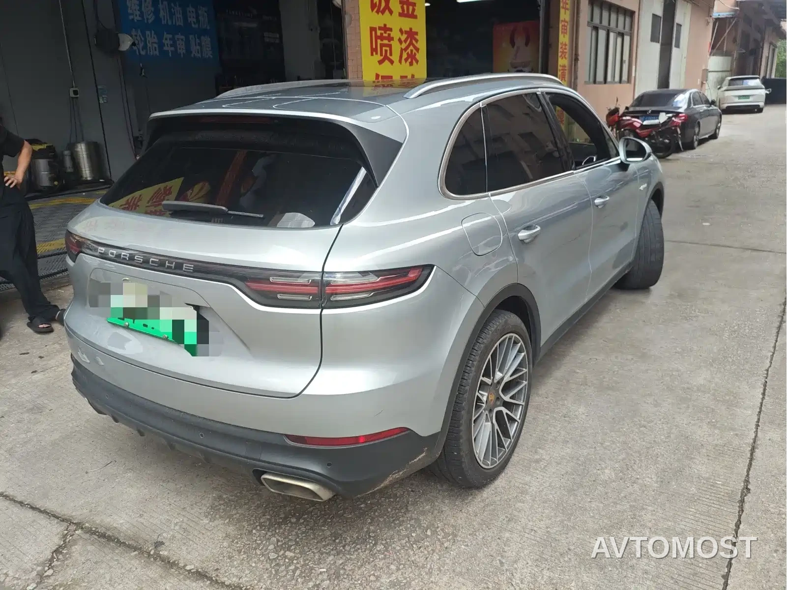Porsche Cayenne New Energy 2021 Cayenne E-Hybrid 2.0T — фото 2