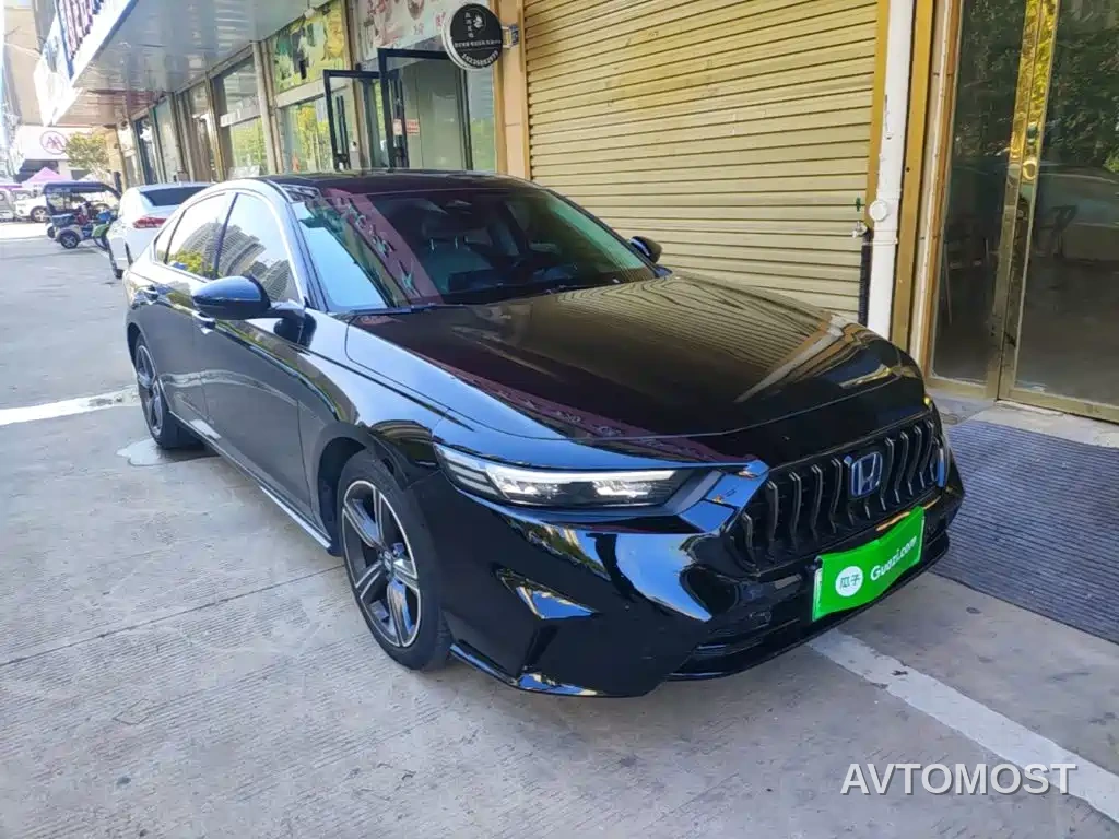 Honda Inspire Hybrid 2023 e:PHEV Premium Edition — фото 4