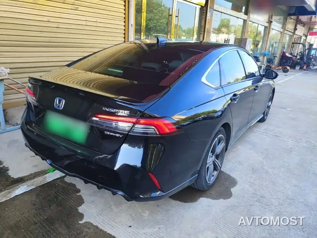 Honda Inspire Hybrid 2023 e:PHEV Premium Edition — фото 7