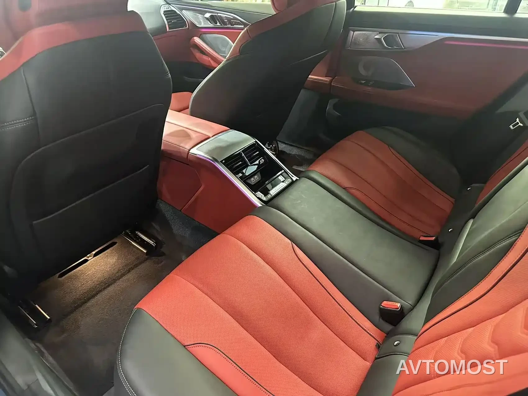BMW 8 Series 2019 840i xDrive Gran Coupe M Sport — фото 10