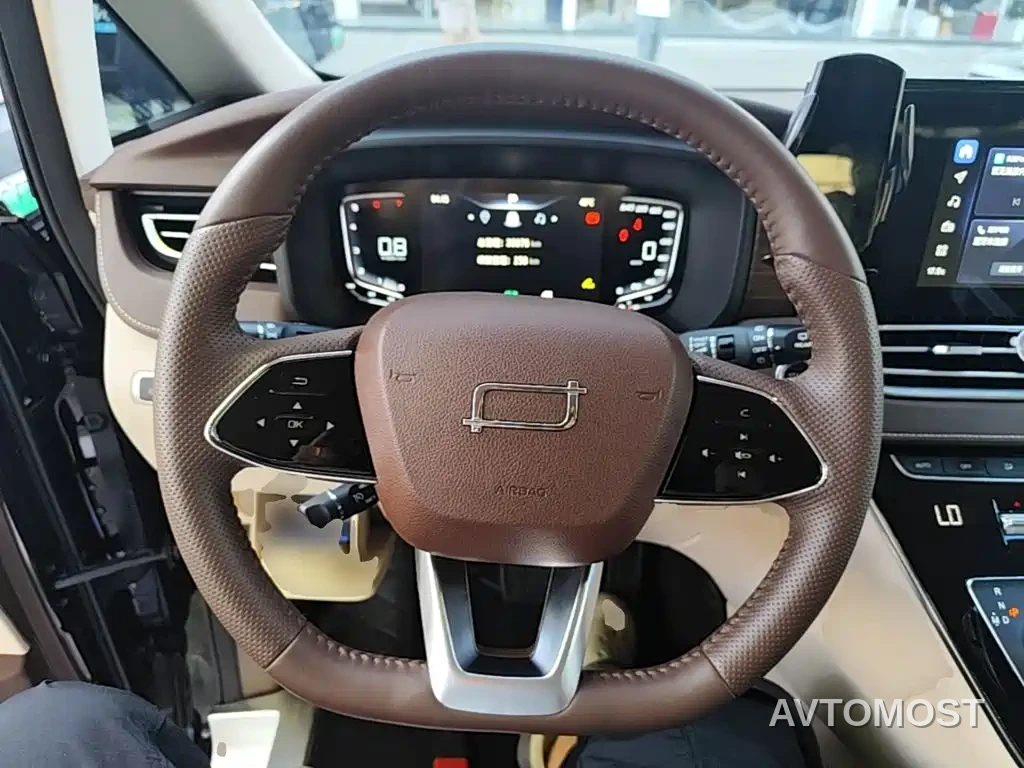 Besturn M9 2023 Model 2.0T Supreme Edition — фото 4