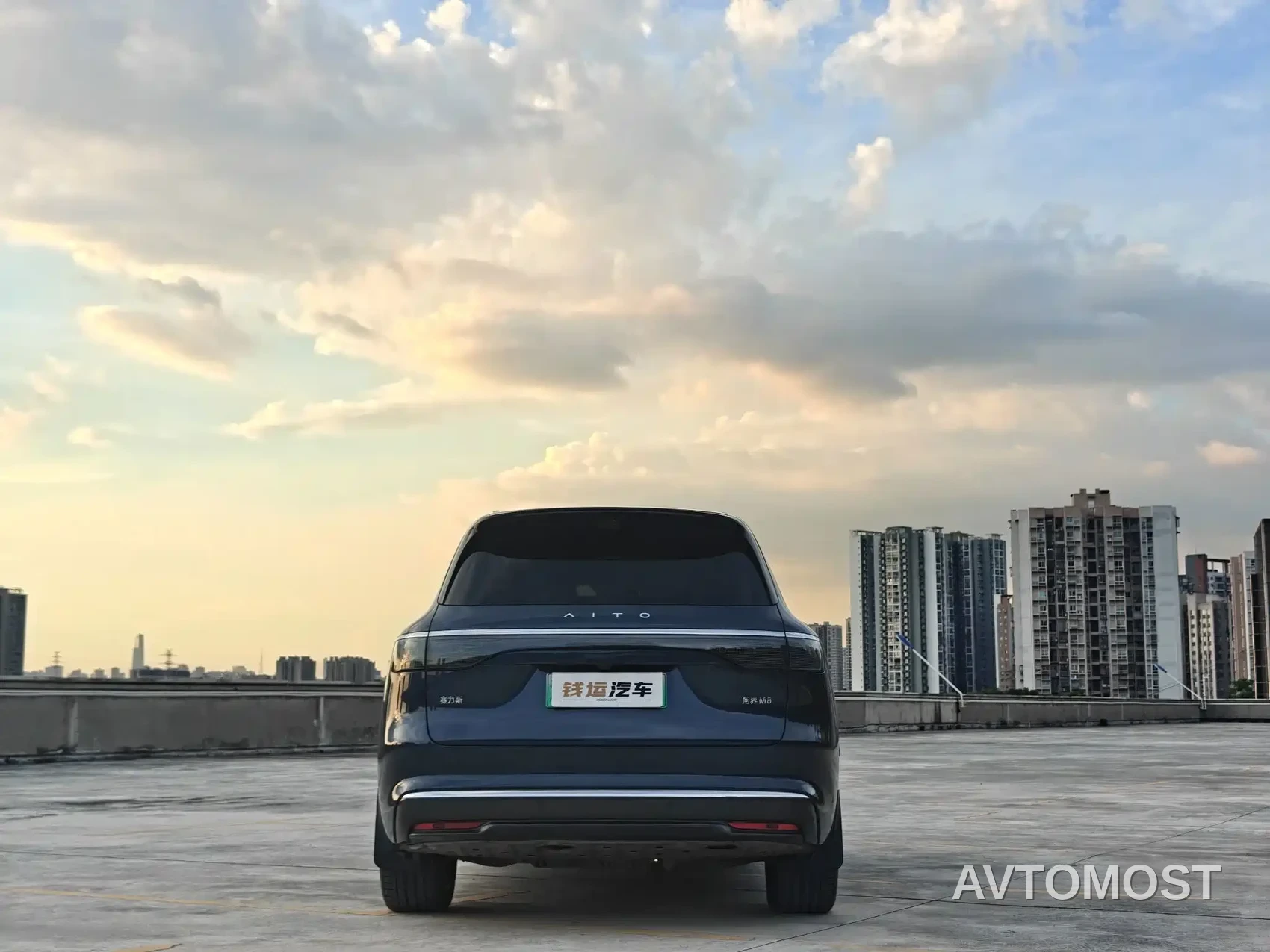 AITO M8 2025 Model Extended Range Max+ Edition 53.4kWh 6-Seater — фото 7