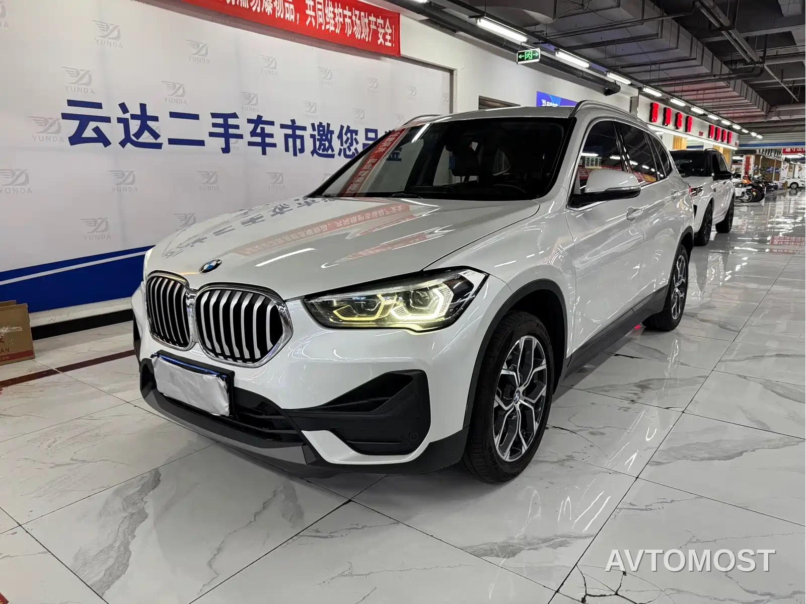 BMW X1 2022 sDrive25Li Leading — фото 3