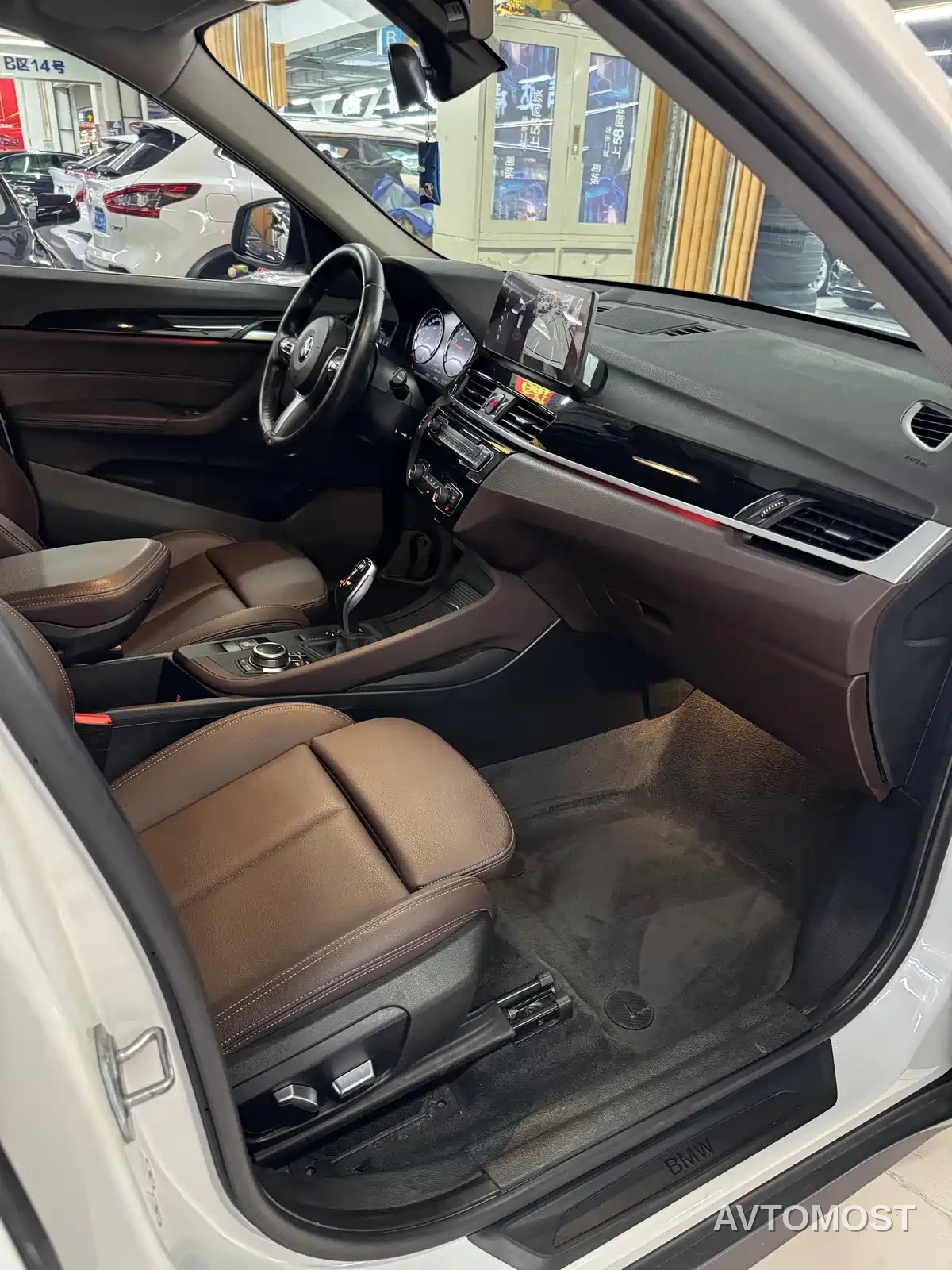 BMW X1 2022 sDrive25Li Leading — фото 6