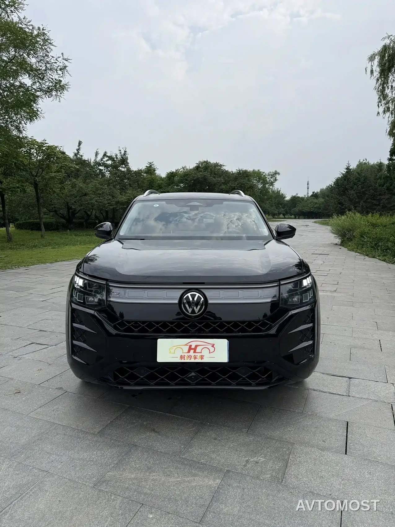 Volkswagen Teramont 2025 Model Teramont Pro 450TSI 4WD Cross Country Edition — фото 2