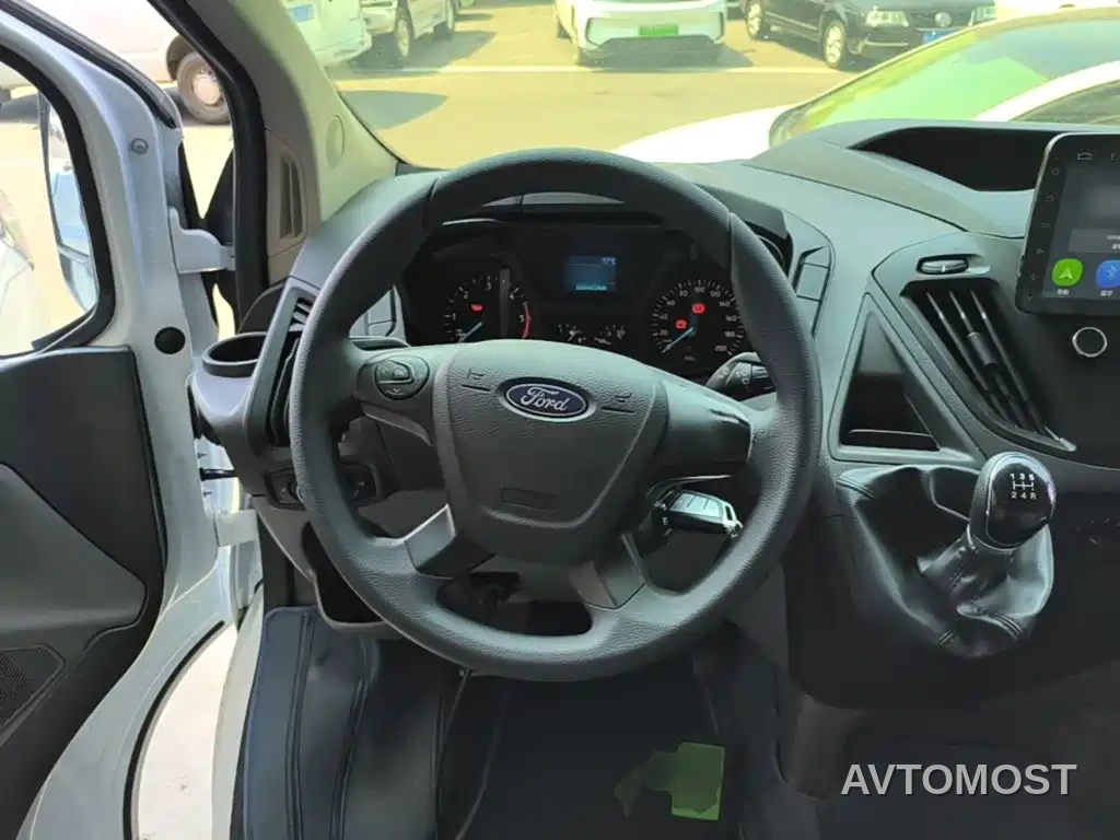 Ford Transit 2019 2.0T Diesel Multi-Purpose Commercial Vehicle Short Wheelbase Low Roof 6-Seater China VI — фото 11