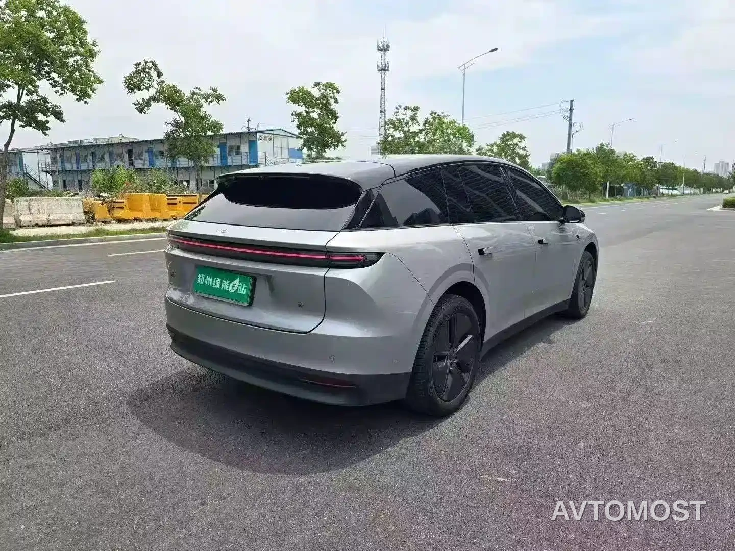 Li Auto i6 2025 2WD Base Model — фото 9