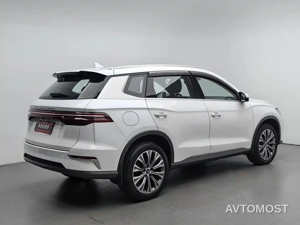 BYD Song Pro New Energy 2019 DM 1.5T 4WD Performance Luxury — фото 1