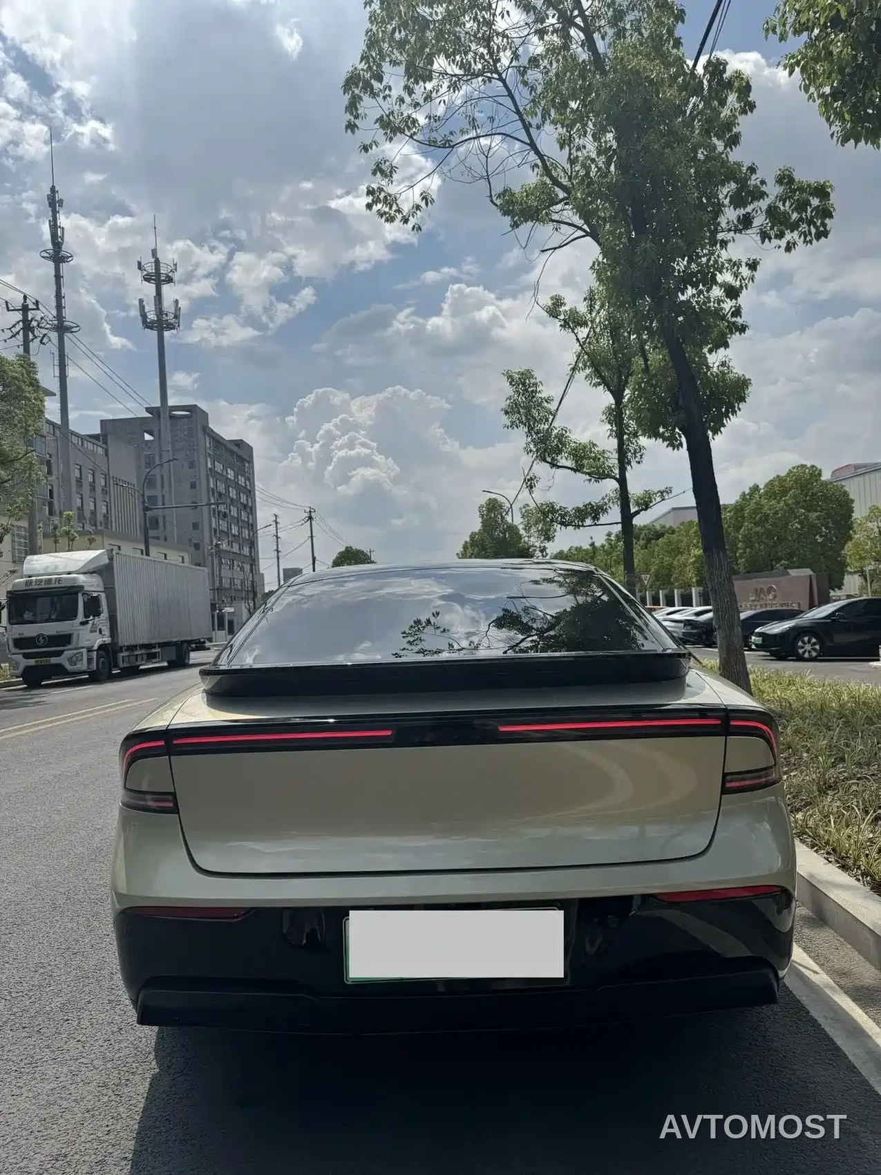 XPeng P7+ 2024 Ultra Long Range Max — фото 10