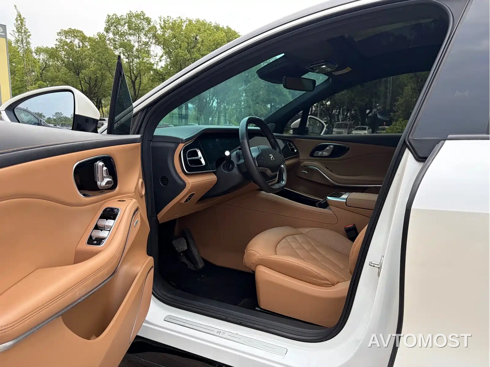 Roewe Feifan R7 2022 Long Range Premium Edition — фото 8