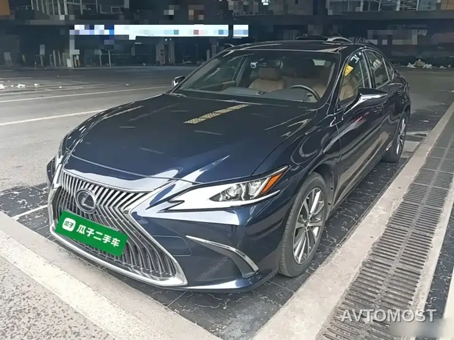 Lexus ES 2020 Model 300h Excellence Edition