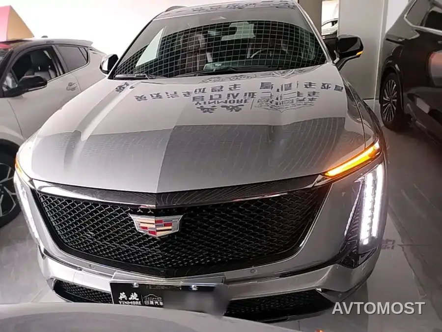 Cadillac XT5 2025 Model 2.0T Platinum