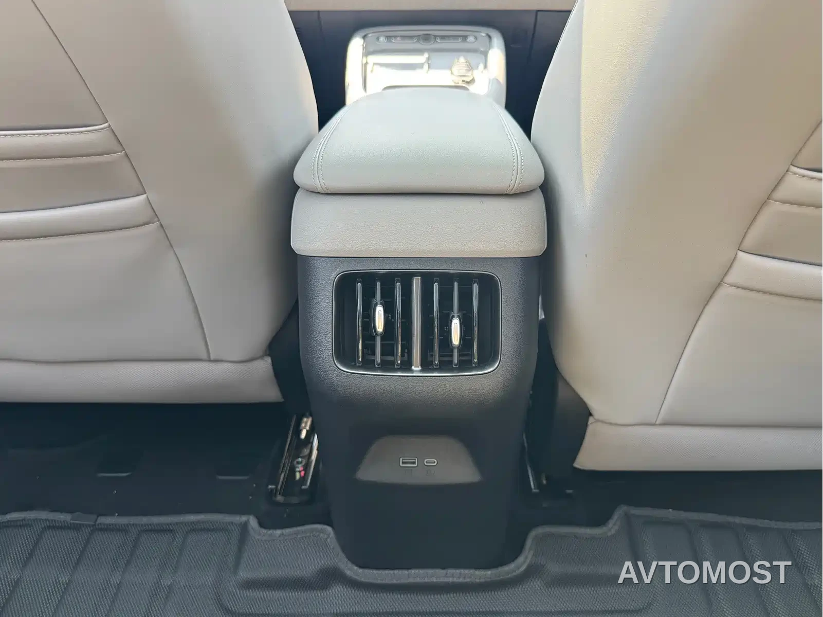 BYD Hai Shi 05 EV 2025 520KM Smart Navigation Edition — фото 17