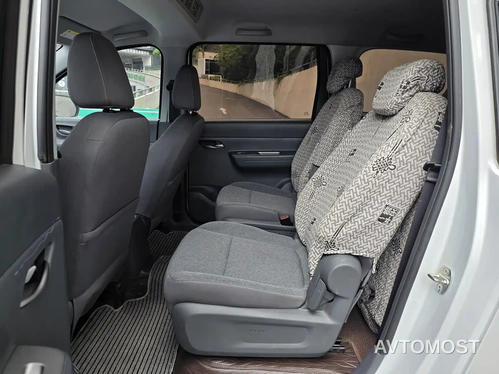 Wuling Hongguang New Energy 2025 Extended-Range Hybrid 50KM Comfort Version — фото 8