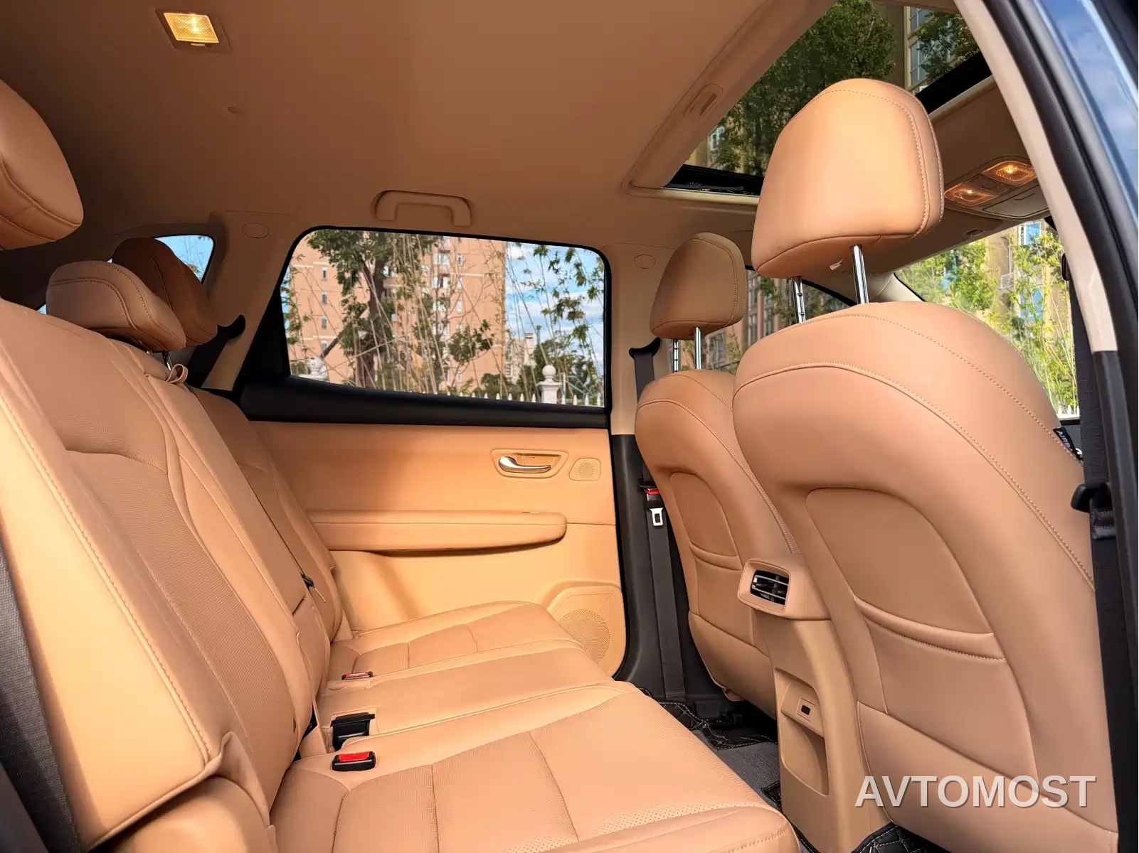 Landian E5 PLUS 2026 165km Long Range First Experience Edition (7-seater) — фото 17