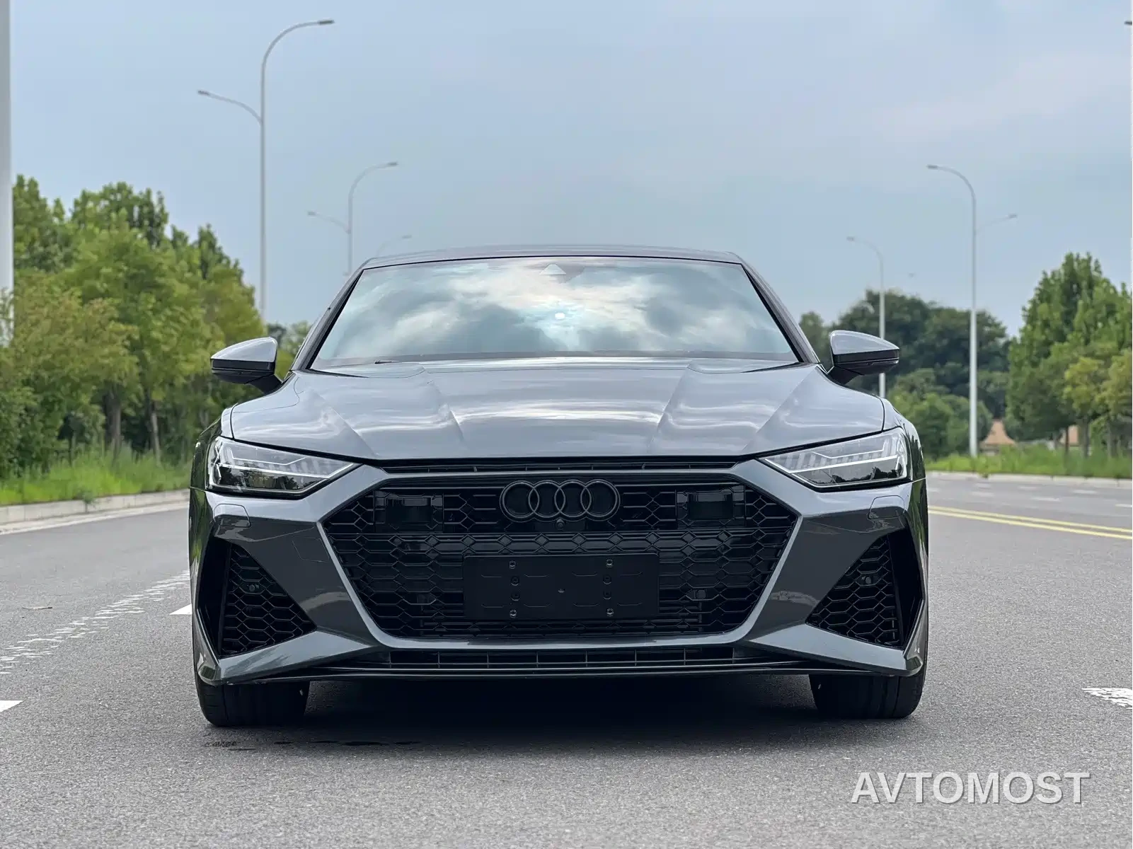 Audi A7 2023 Model 45 TFSI Premium Selection Edition — фото 2