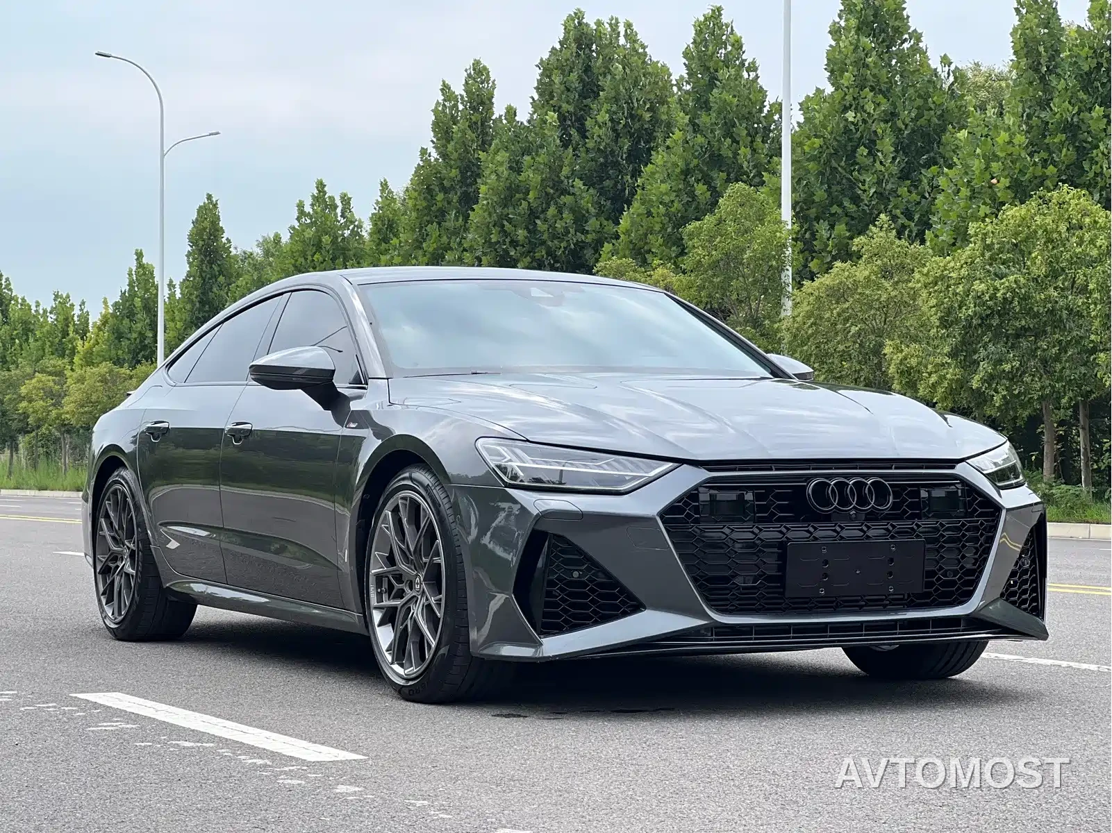 Audi A7 2023 Model 45 TFSI Premium Selection Edition — фото 3