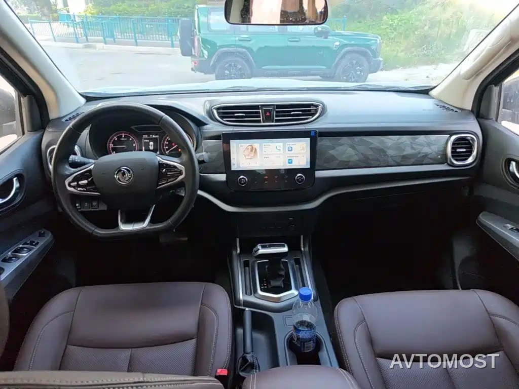 Dongfeng Rich 6 Pro 2025 Model 2.3T Automatic 4x2 Diesel Luxury Edition Flatbed Long Cargo Box — фото 9
