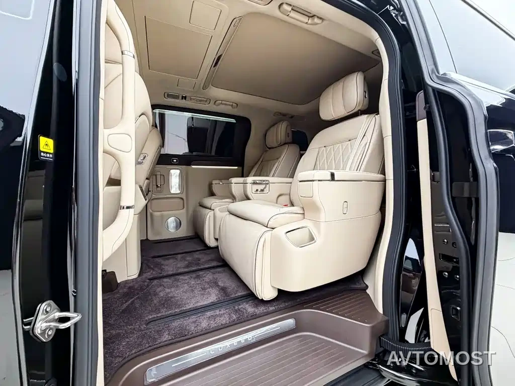 Zhijie Zunjie MPV 2026 Model Mid-Range Edition — фото 11