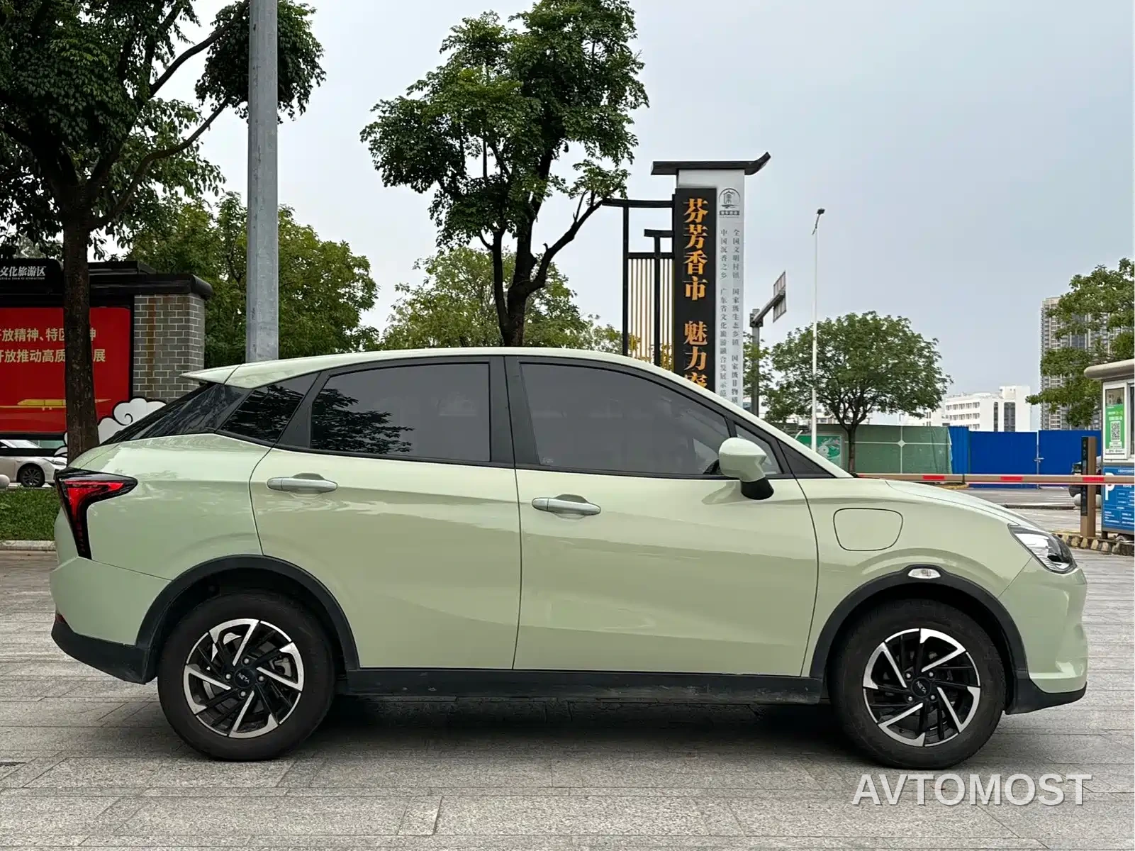 Nezha V 2021 Long Range Intelligent Edition — фото 4
