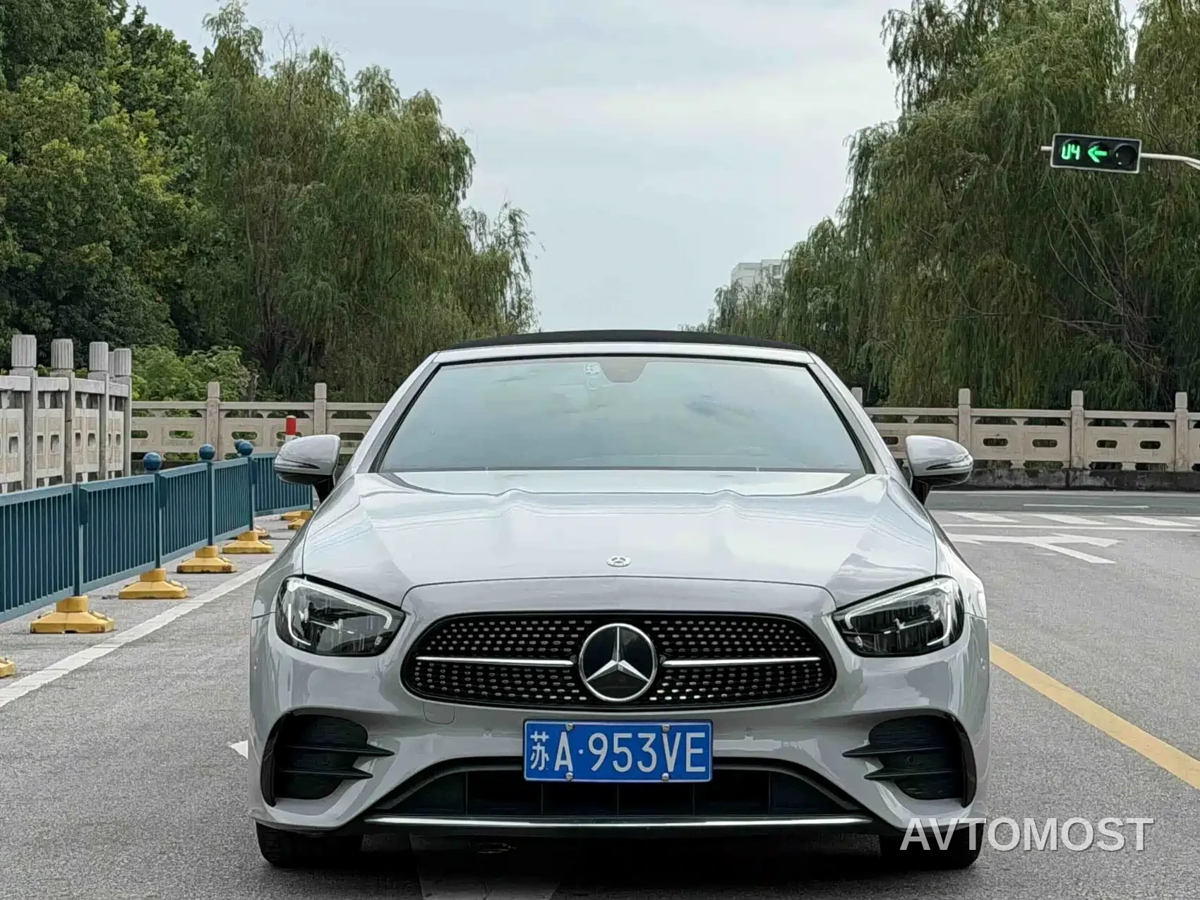 Mercedes-Benz E-Class (Import) 2021 E 260 Convertible Coupe — фото 4