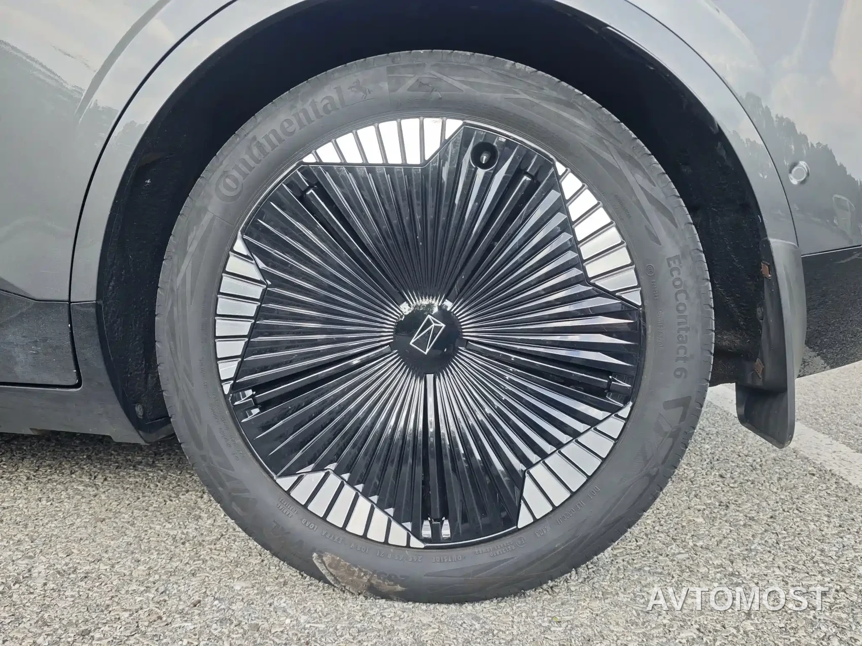 Avatr 11 2023 Harmony 90° RWD Edition — фото 19