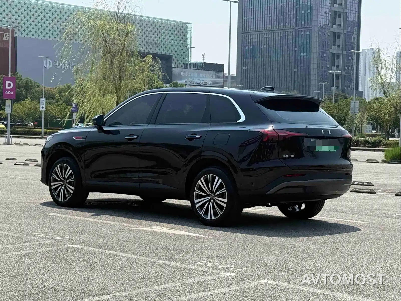 Hongqi HS6 PHEV 2026 Model 220 Intelligent Hybrid Edition — фото 12