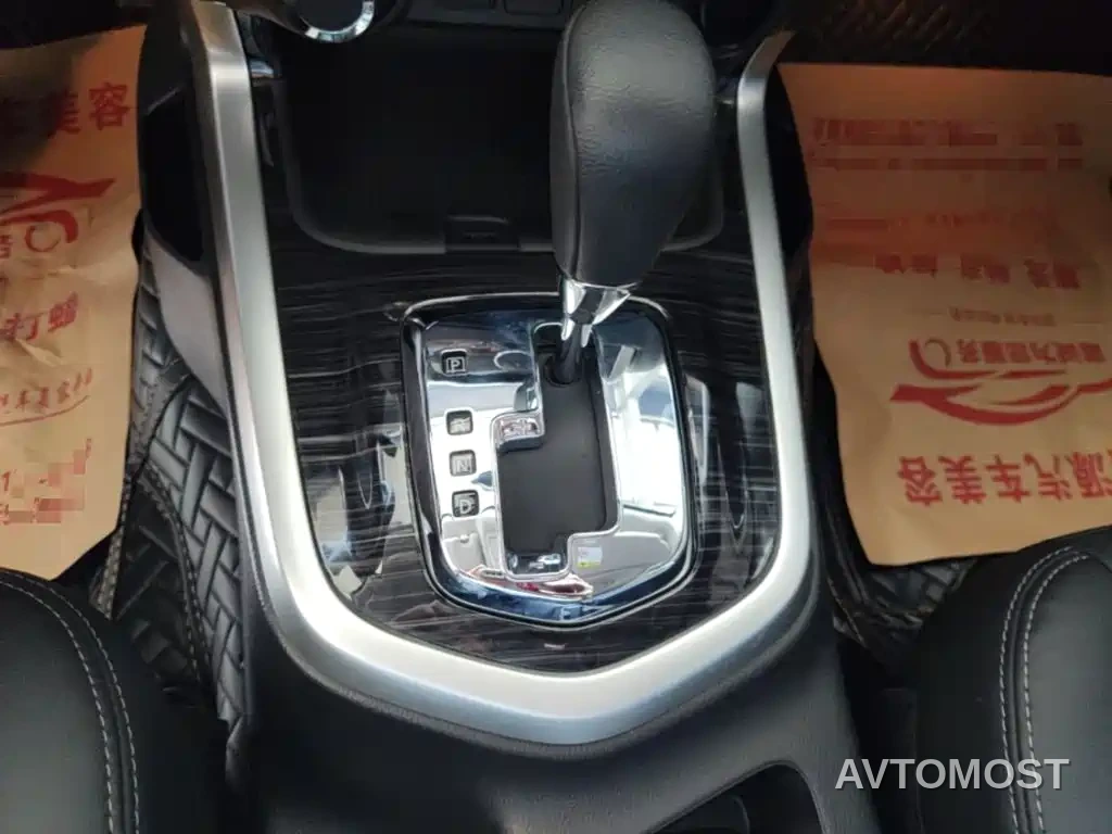 Nissan Terra 2020 2.5L XV 4WD Automatic Flagship Edition — фото 13