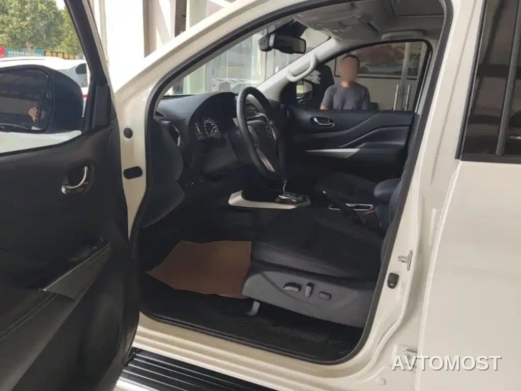 Nissan Terra 2020 2.5L XV 4WD Automatic Flagship Edition — фото 15