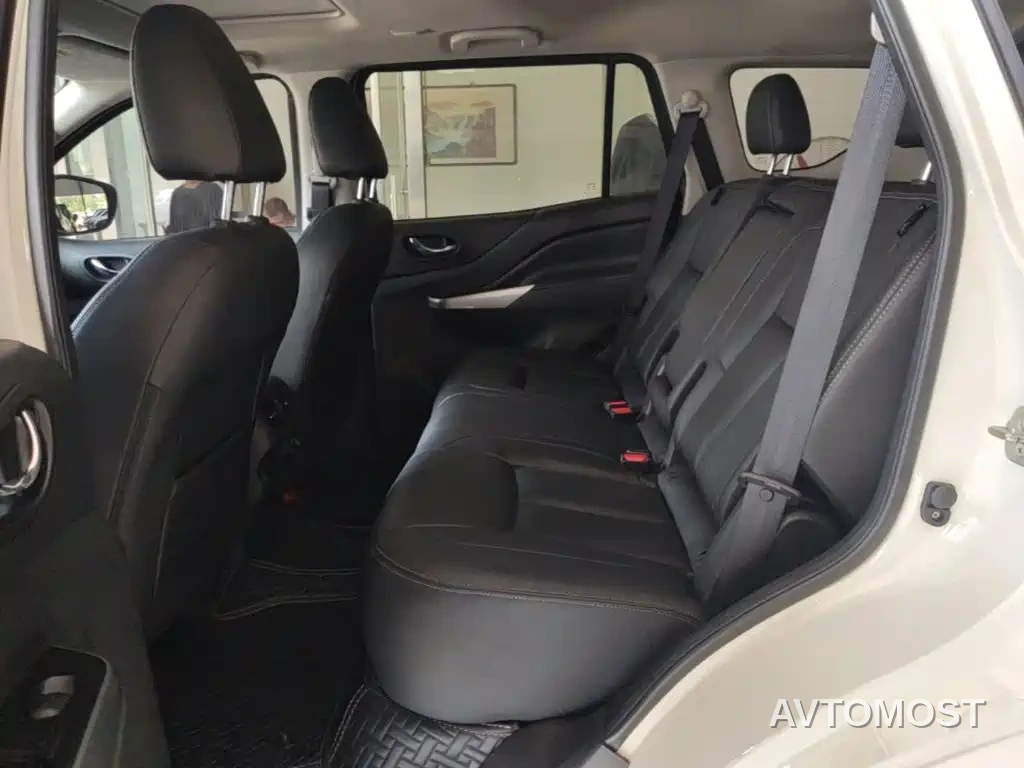 Nissan Terra 2020 2.5L XV 4WD Automatic Flagship Edition — фото 16