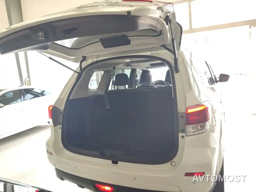 Nissan Terra 2020 2.5L XV 4WD Automatic Flagship Edition — фото 18