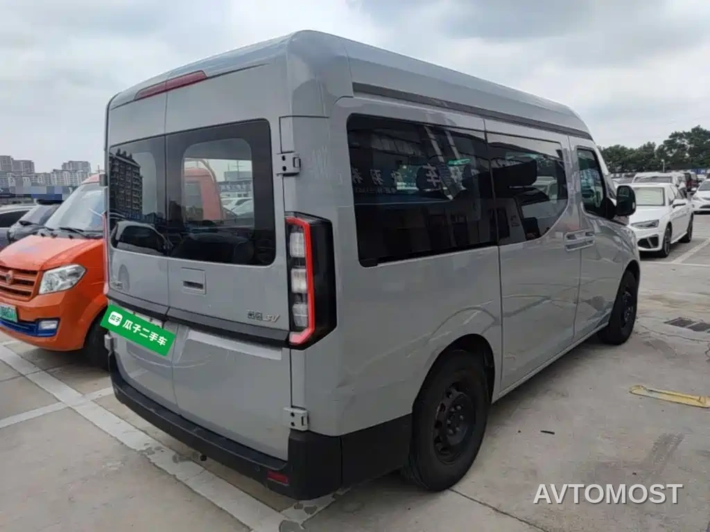 Yuan Cheng Farizon Super VAN 2025 Journey Edition Action Pack 68kWh — фото 7