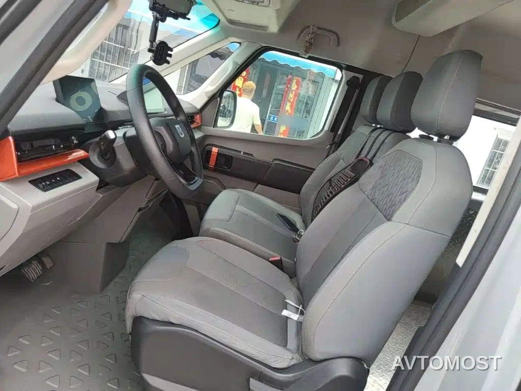 Yuan Cheng Farizon Super VAN 2025 Journey Edition Action Pack 68kWh — фото 14