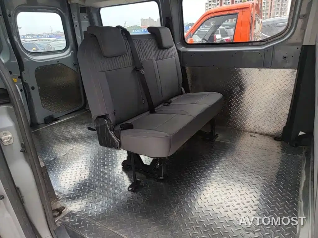 Yuan Cheng Farizon Super VAN 2025 Journey Edition Action Pack 68kWh — фото 16