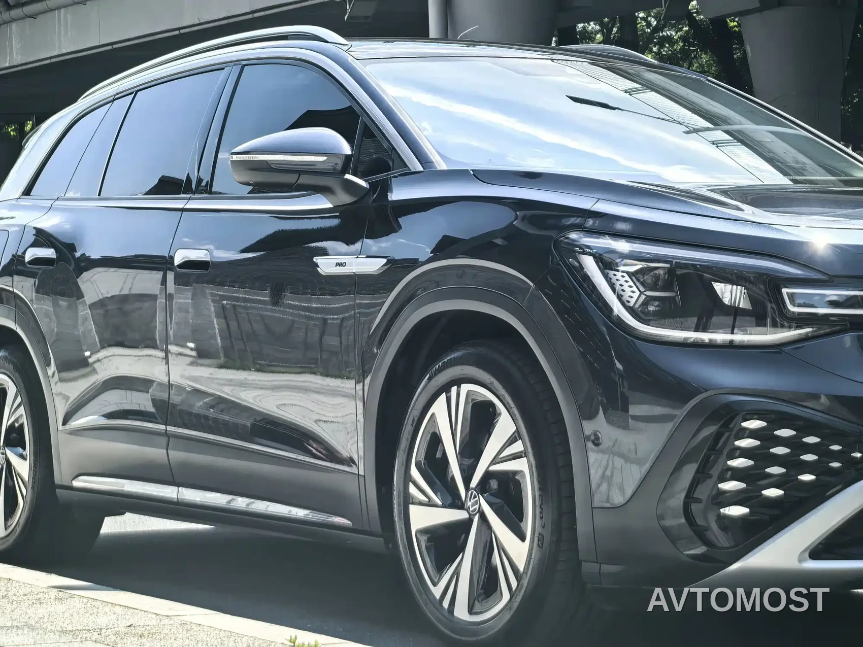Volkswagen ID.6 CROZZ 2022 Long Range PRO Edition — фото 5