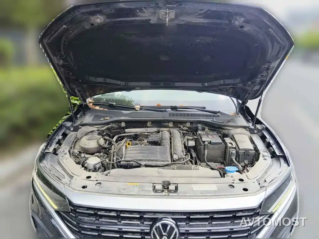 Volkswagen Passat 2022 280TSI Business Edition — фото 3