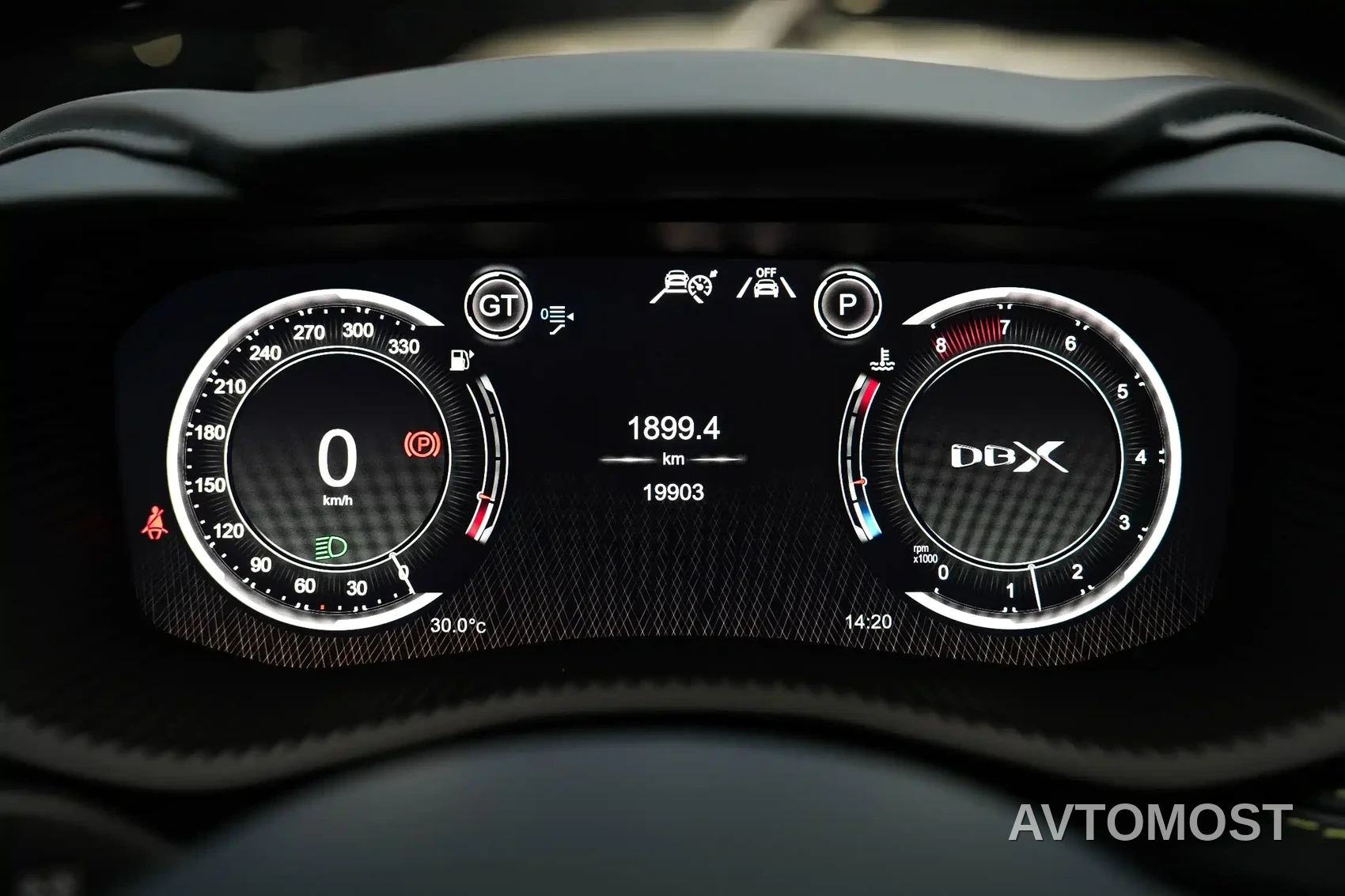 Aston Martin DBX 2023 Model 4.0T V8 707 — фото 18