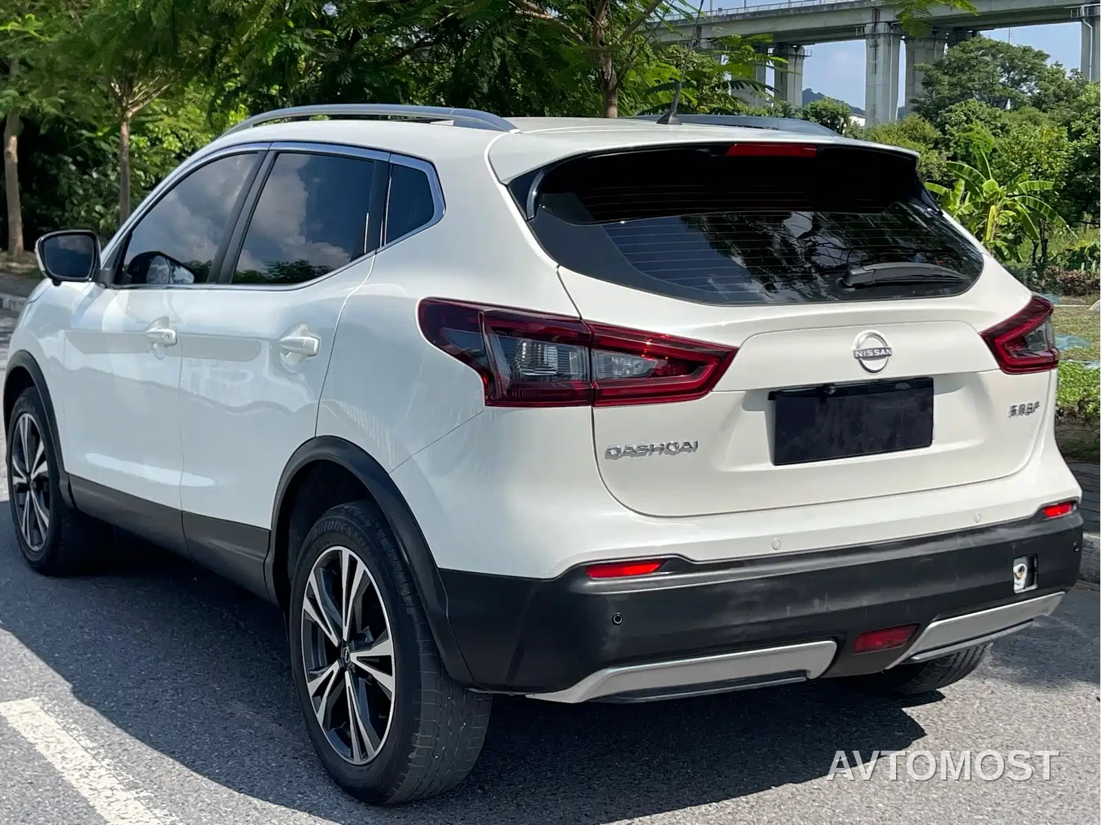 Nissan Qashqai 2023 Model Classic 2.0L CVT XV+ Premium — фото 4