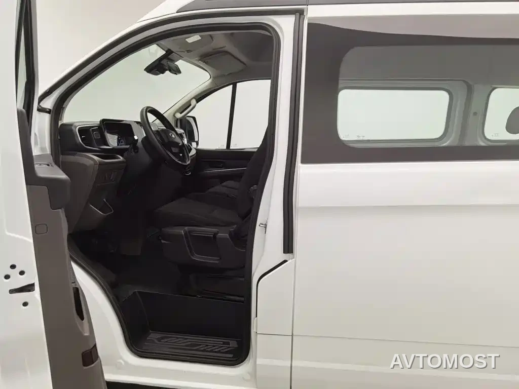Ford Transit 2023 Model 2.0T Diesel Manual Multi-Purpose Commercial Vehicle Medium Wheelbase Medium Roof 5/6-Seater — фото 10
