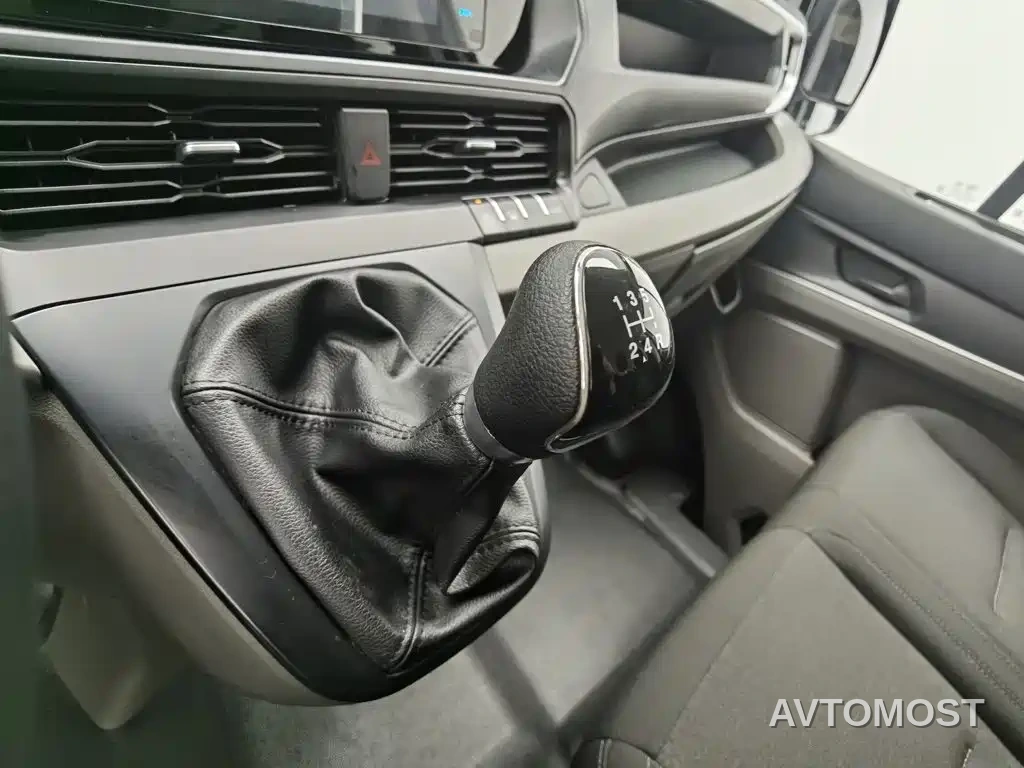 Ford Transit 2023 Model 2.0T Diesel Manual Multi-Purpose Commercial Vehicle Medium Wheelbase Medium Roof 5/6-Seater — фото 13