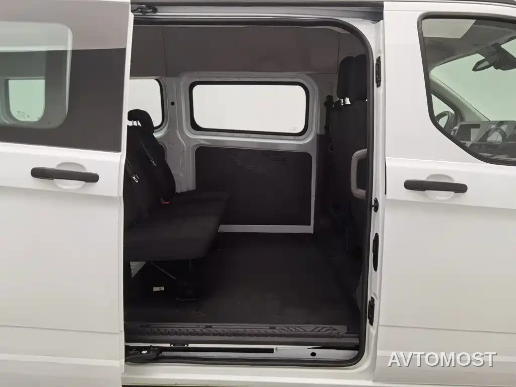 Ford Transit 2023 Model 2.0T Diesel Manual Multi-Purpose Commercial Vehicle Medium Wheelbase Medium Roof 5/6-Seater — фото 15