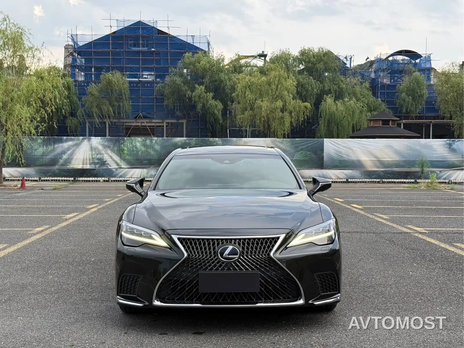 Lexus LS 2020 500h Excellence (China VI) — фото 2