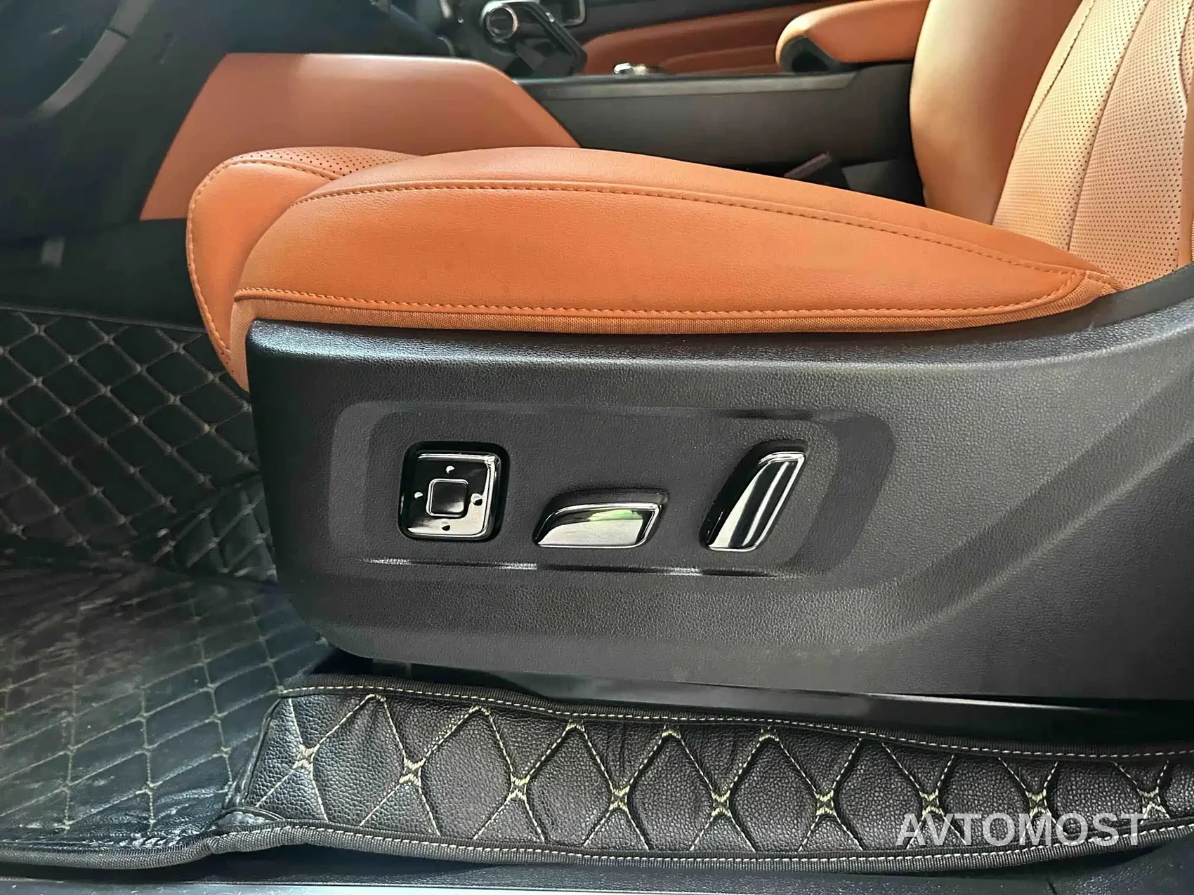 Haval H9 2024 2.4T Diesel AWD Explorer Edition — фото 15