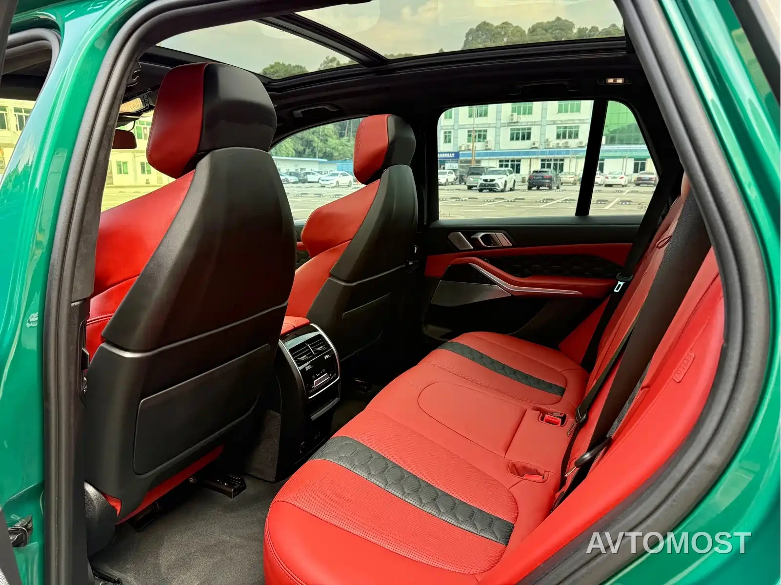 BMW X5 M 2023 Model X5 M Thunder Edition — фото 16