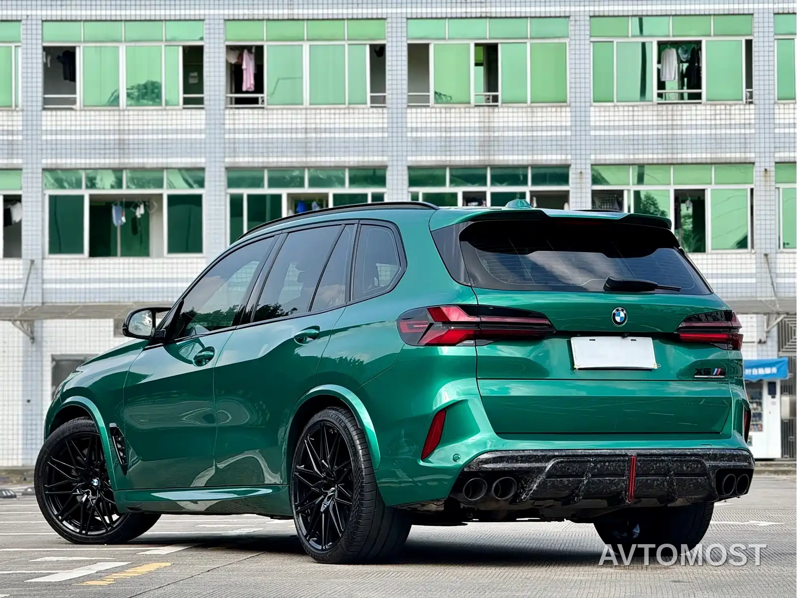 BMW X5 M 2023 Model X5 M Thunder Edition — фото 25