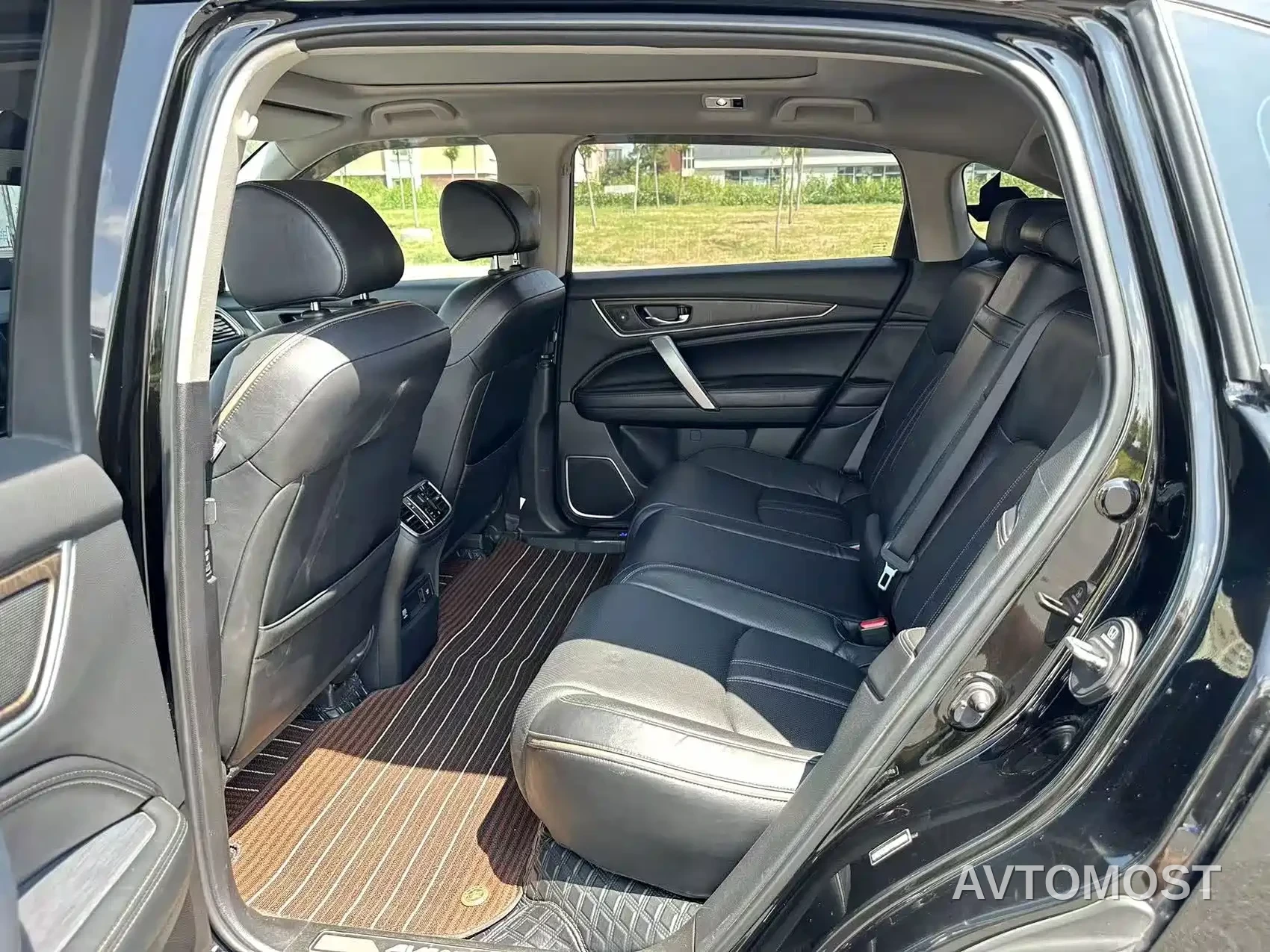 Honda Avancier 2023 370TURBO 4WD Phantom Night Premium Edition — фото 4