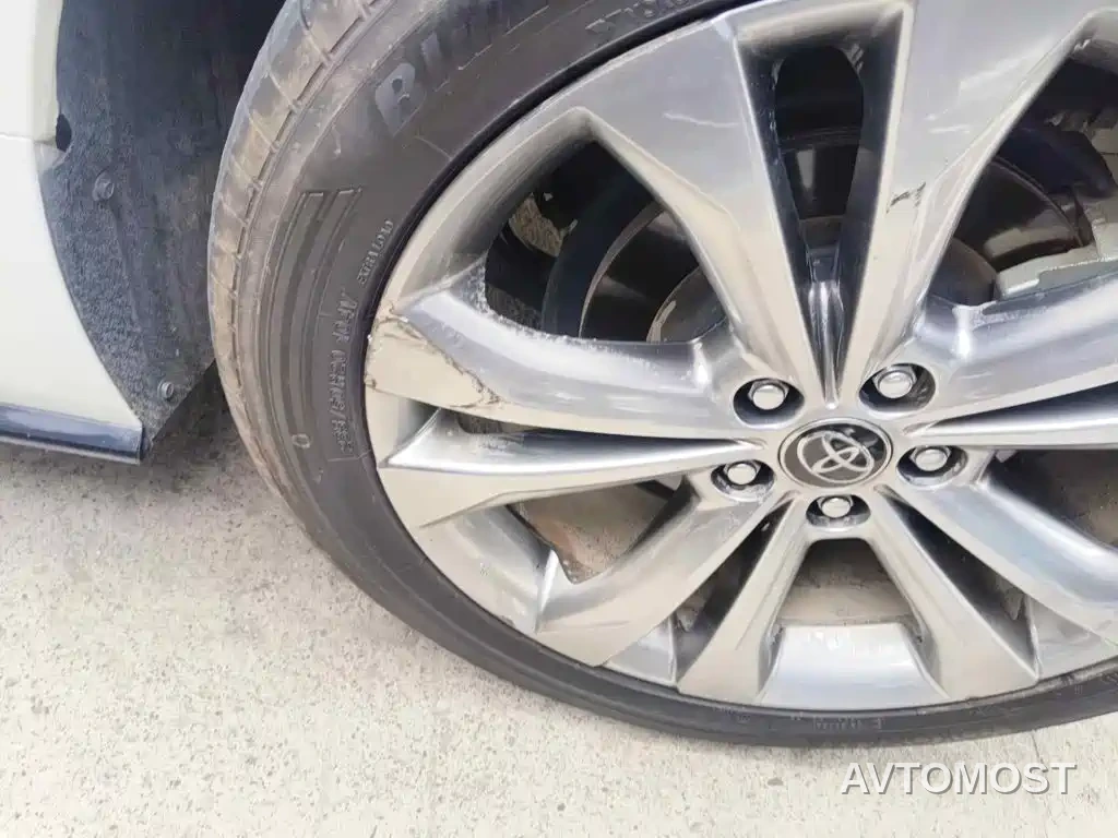 Toyota Sienna 2021 2.5L Hybrid Premium Edition — фото 7