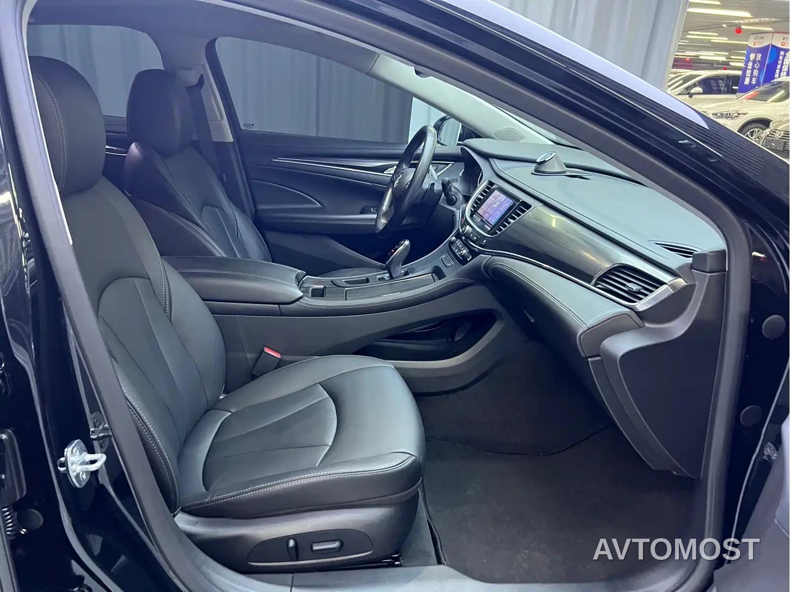Buick LaCrosse 2022 552T Luxury — фото 14